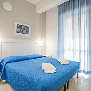https://hotel-nancy-riccione.emilia-romagnahotels.net